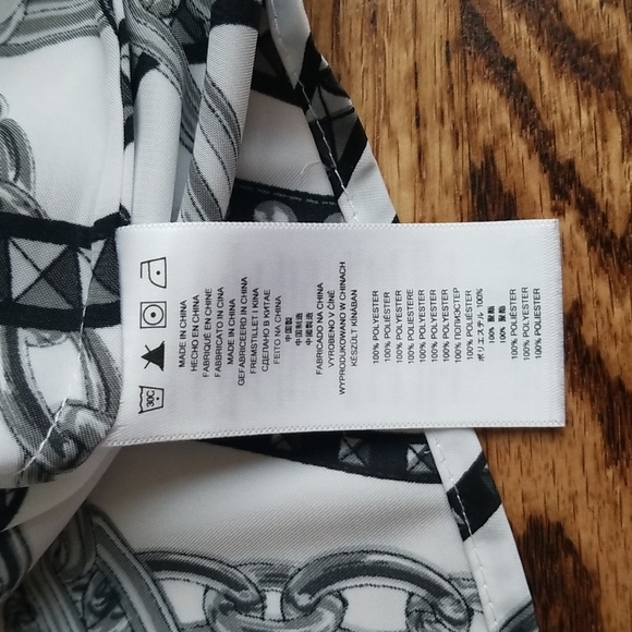 (M) MICHAEL Michael Kors Slightly Sheer Chain Print Top Flowy Lightweight - Picture 7 of 9